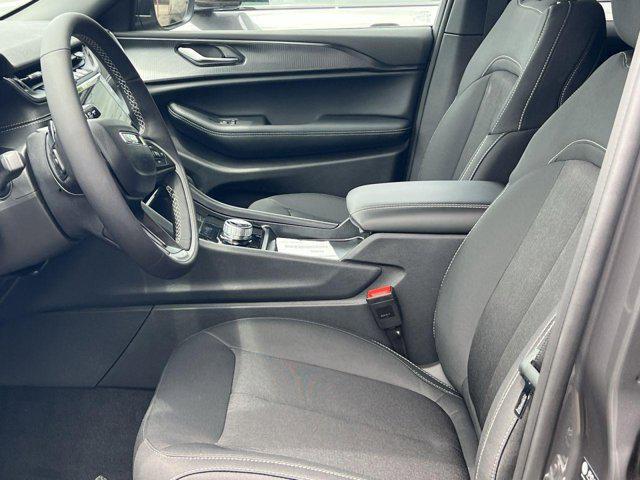 new 2025 Jeep Grand Cherokee car, priced at $35,222