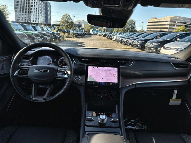 new 2025 Jeep Grand Cherokee car, priced at $54,576