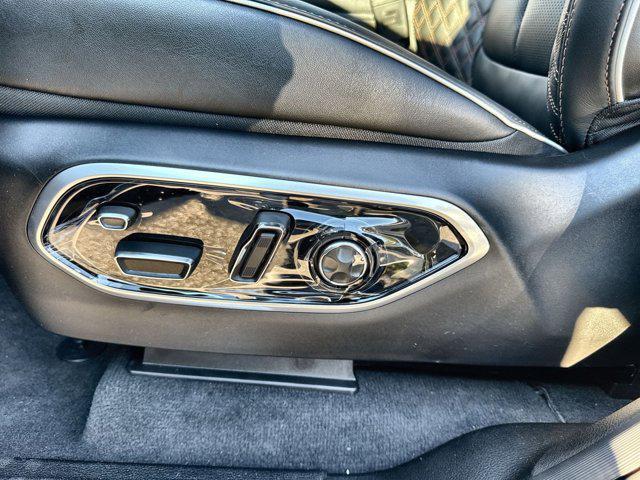 new 2025 Jeep Grand Cherokee car, priced at $54,576