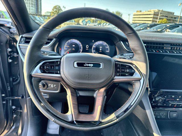 new 2025 Jeep Grand Cherokee car, priced at $54,576