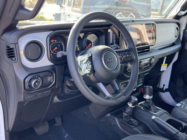 new 2025 Jeep Wrangler car, priced at $47,907