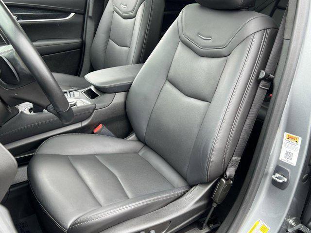 used 2023 Cadillac XT5 car, priced at $33,000