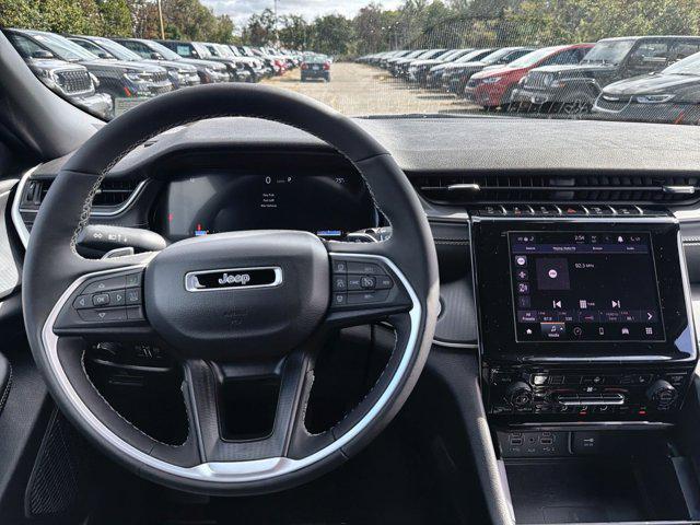 new 2025 Jeep Grand Cherokee car, priced at $34,257