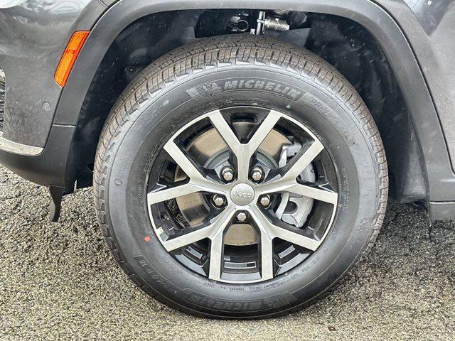 new 2025 Jeep Grand Cherokee L car, priced at $44,962