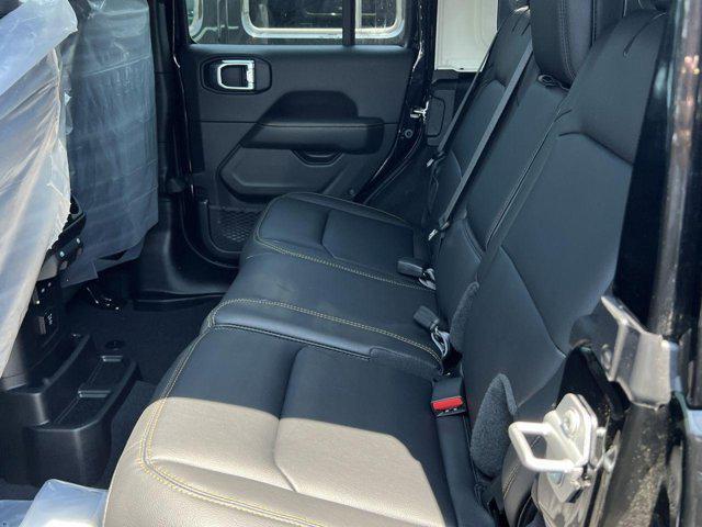 new 2025 Jeep Wrangler car, priced at $46,194