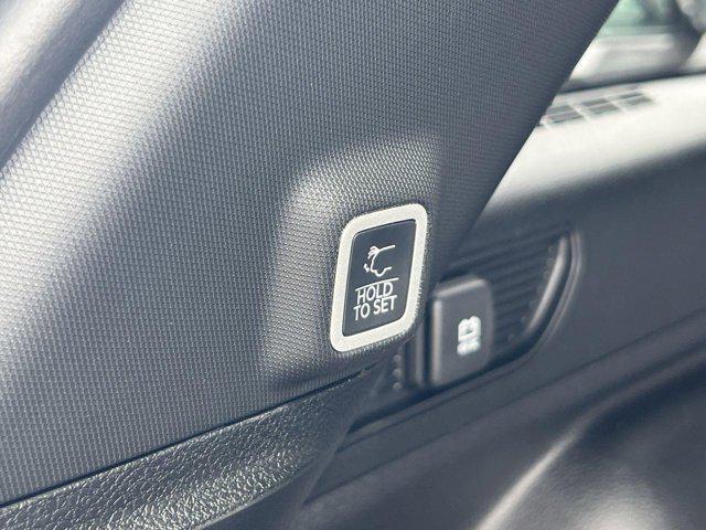 new 2025 Jeep Grand Cherokee car, priced at $40,666