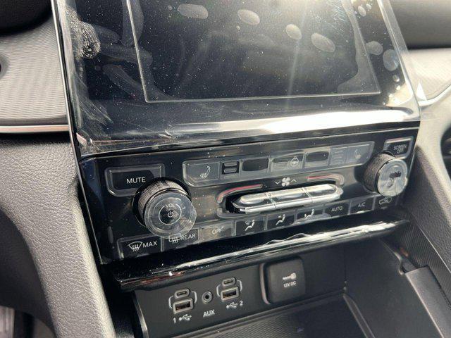 new 2025 Jeep Grand Cherokee car, priced at $40,666