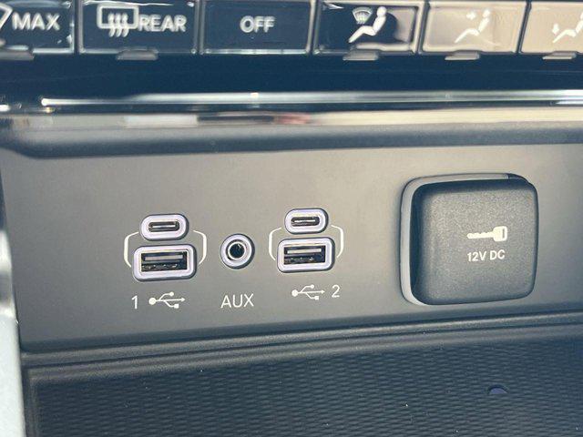 new 2025 Jeep Grand Cherokee car, priced at $41,527