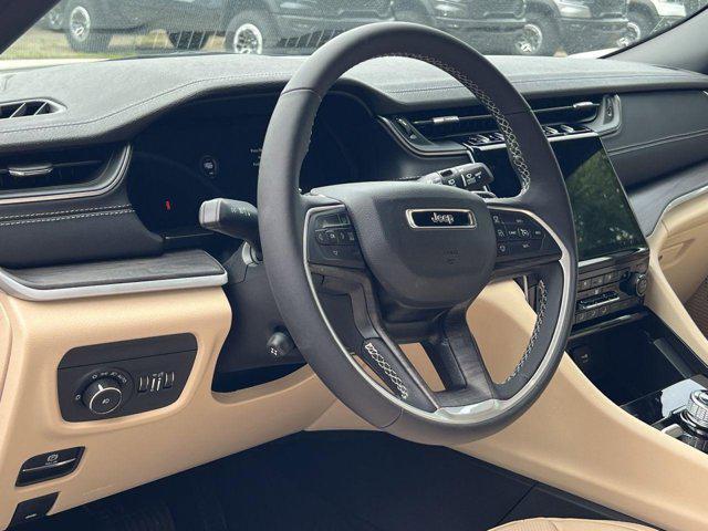 new 2025 Jeep Grand Cherokee car, priced at $41,527