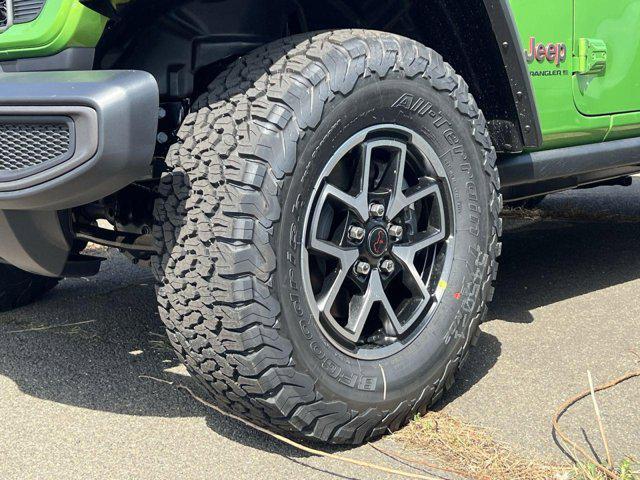 new 2025 Jeep Wrangler car, priced at $51,996