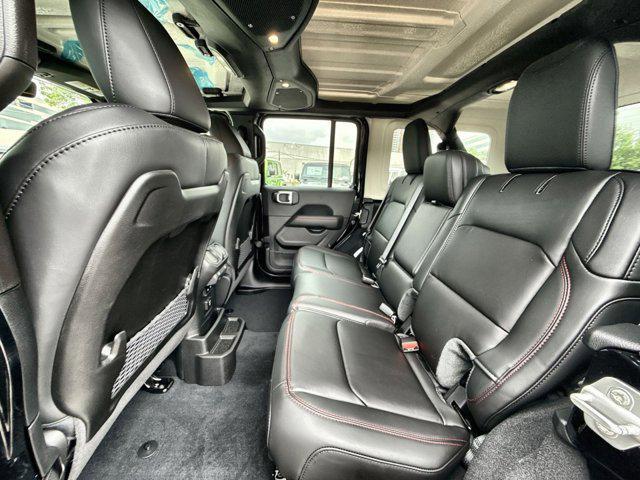 new 2025 Jeep Wrangler car, priced at $53,550