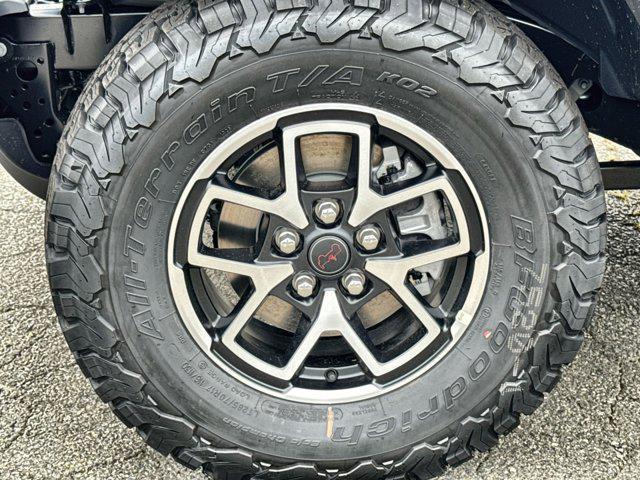 new 2025 Jeep Wrangler car, priced at $53,550