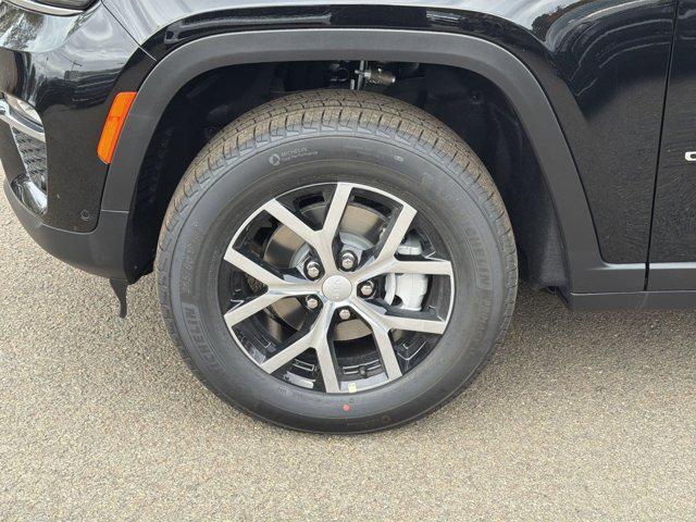 new 2025 Jeep Grand Cherokee car, priced at $52,935