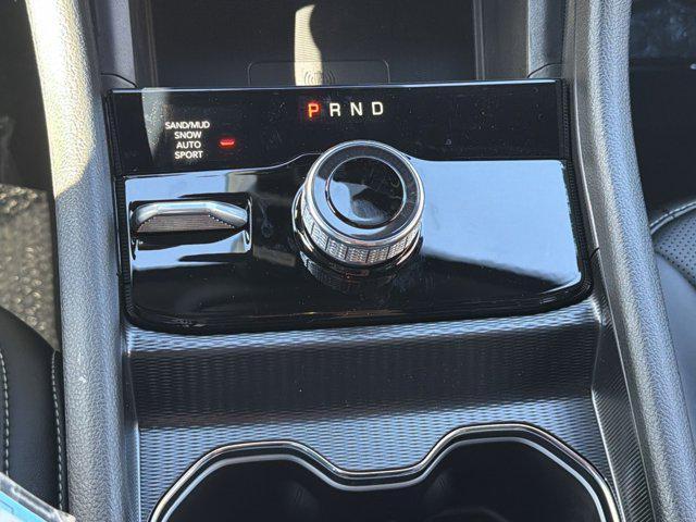 new 2025 Jeep Grand Cherokee car, priced at $43,652