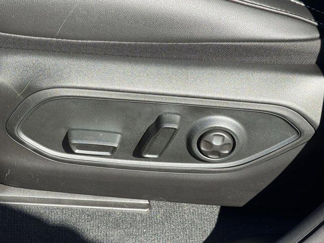 new 2025 Jeep Grand Cherokee car, priced at $43,652