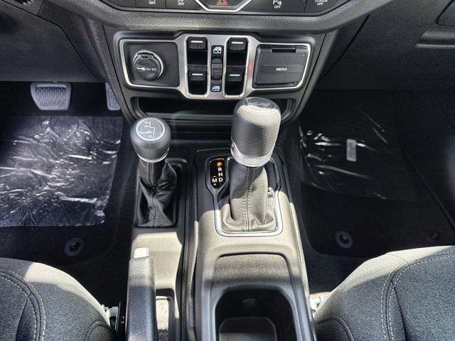 new 2025 Jeep Wrangler car, priced at $42,784