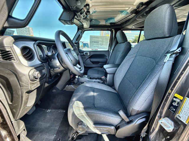 new 2025 Jeep Wrangler car, priced at $46,354