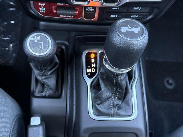 new 2025 Jeep Wrangler car, priced at $46,354