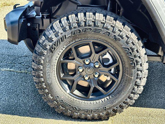 new 2025 Jeep Wrangler car, priced at $46,354