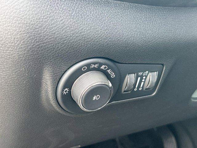 new 2025 Jeep Compass car, priced at $28,515