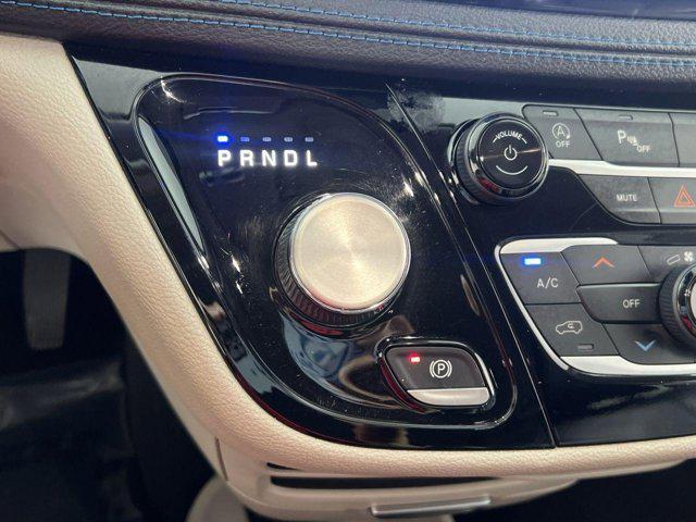 used 2021 Chrysler Pacifica car, priced at $18,500