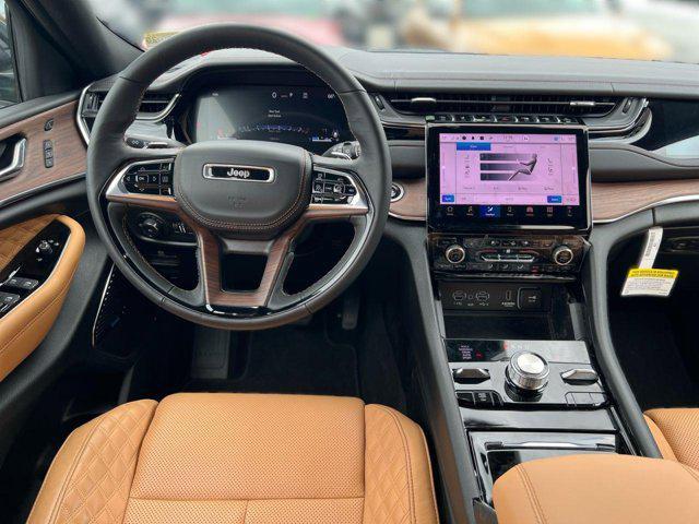 new 2025 Jeep Grand Cherokee car, priced at $54,437