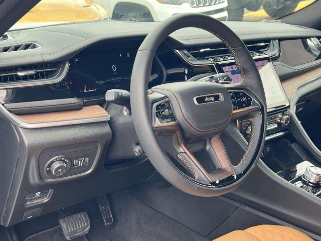 new 2025 Jeep Grand Cherokee car, priced at $54,437