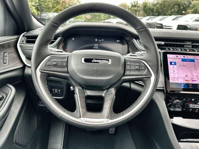 new 2025 Jeep Grand Cherokee car, priced at $43,652