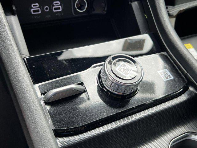new 2025 Jeep Grand Cherokee car, priced at $48,140
