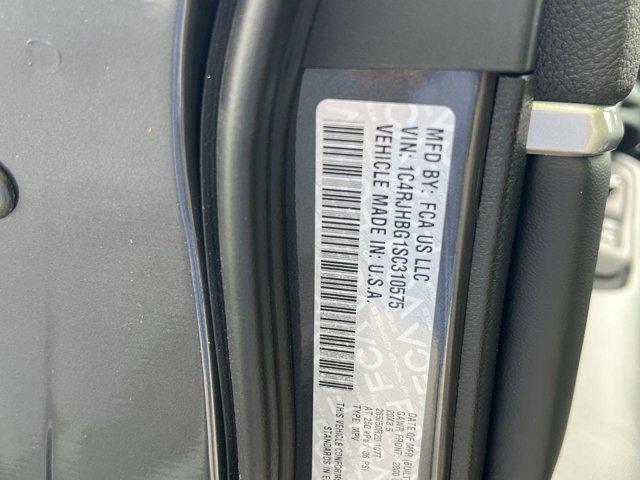 new 2025 Jeep Grand Cherokee car, priced at $48,140