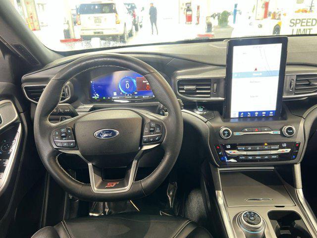 used 2020 Ford Explorer car, priced at $30,000