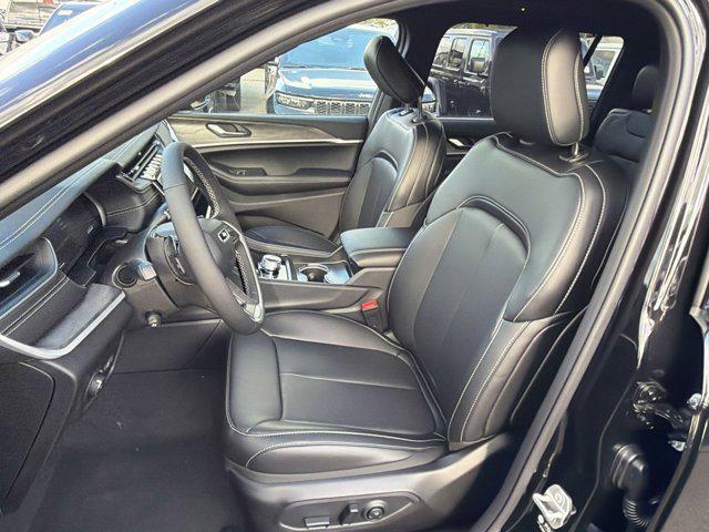 new 2025 Jeep Grand Cherokee L car, priced at $47,333