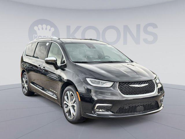 new 2026 Chrysler Pacifica car, priced at $46,553