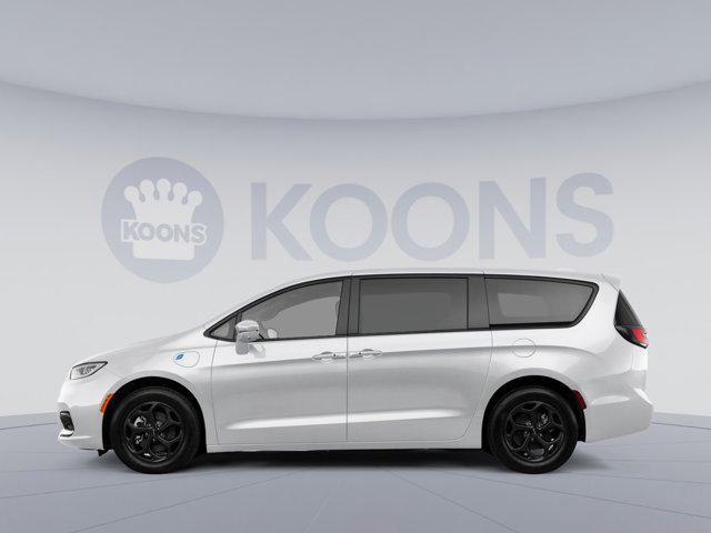 new 2023 Chrysler Pacifica car, priced at $44,934