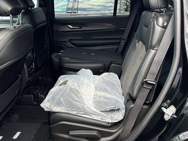 new 2025 Jeep Grand Cherokee L car, priced at $40,662