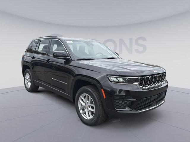 new 2025 Jeep Grand Cherokee car, priced at $35,257