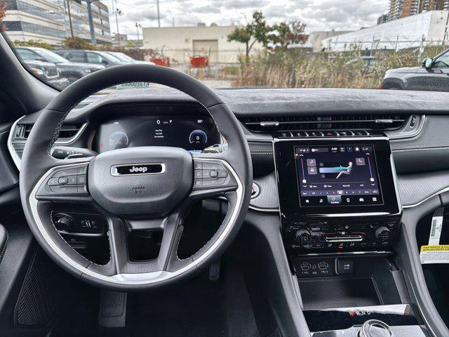 new 2025 Jeep Grand Cherokee car, priced at $35,257