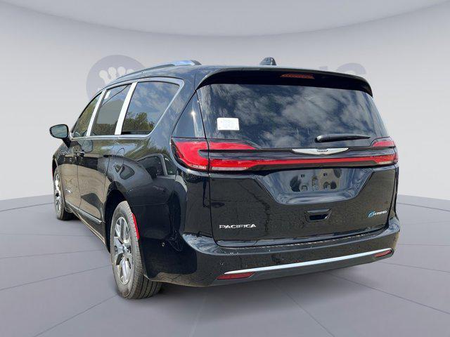new 2025 Chrysler Pacifica car, priced at $52,172