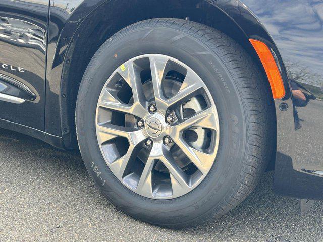 new 2025 Chrysler Pacifica car, priced at $52,172