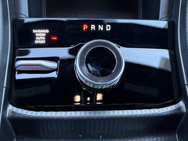 new 2025 Jeep Grand Cherokee car, priced at $43,652