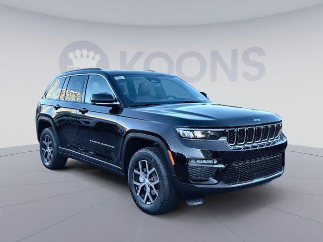 new 2025 Jeep Grand Cherokee car, priced at $43,652