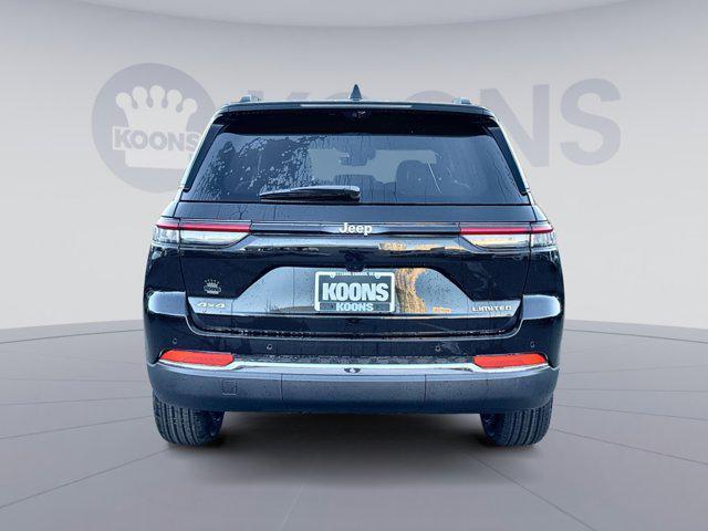 new 2025 Jeep Grand Cherokee car, priced at $43,652