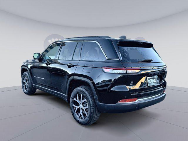 new 2025 Jeep Grand Cherokee car, priced at $43,652