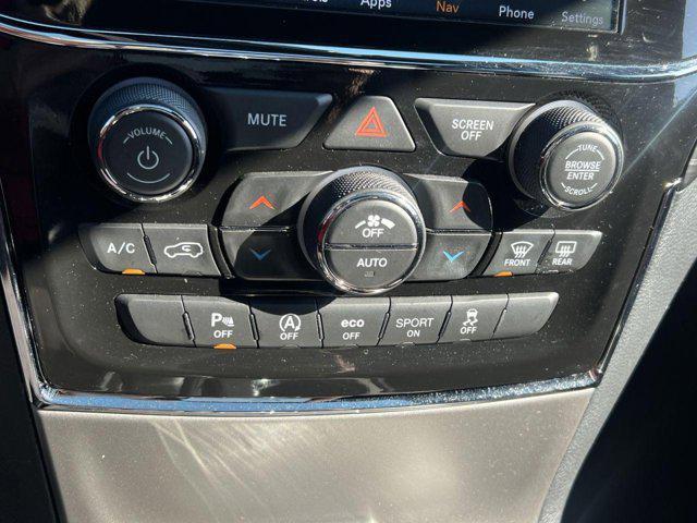 used 2021 Jeep Grand Cherokee car, priced at $28,400
