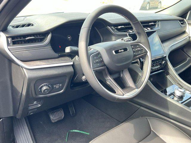 new 2025 Jeep Grand Cherokee car, priced at $45,616