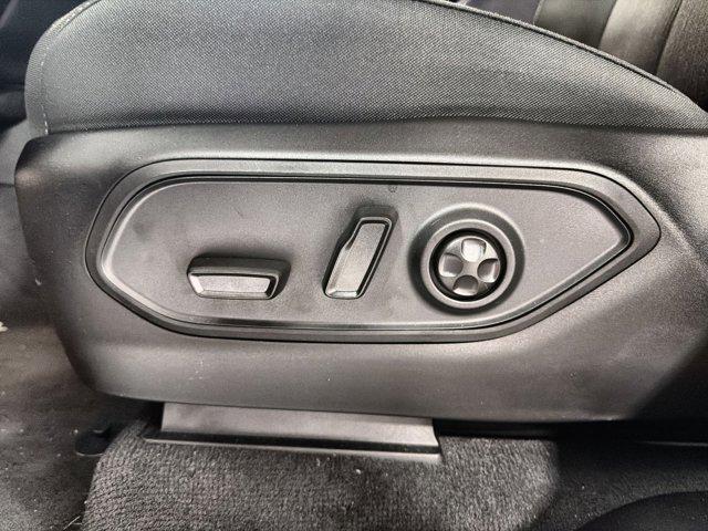 new 2025 Jeep Grand Cherokee car, priced at $37,507