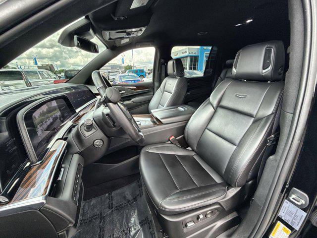 used 2023 Cadillac Escalade ESV car, priced at $61,000