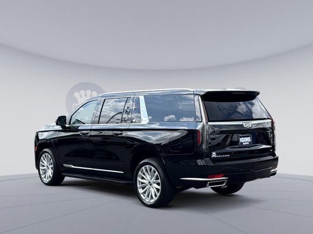 used 2023 Cadillac Escalade ESV car, priced at $61,000