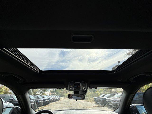 new 2025 Jeep Grand Cherokee car, priced at $41,164