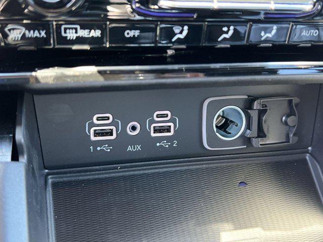 new 2025 Jeep Grand Cherokee car, priced at $61,340